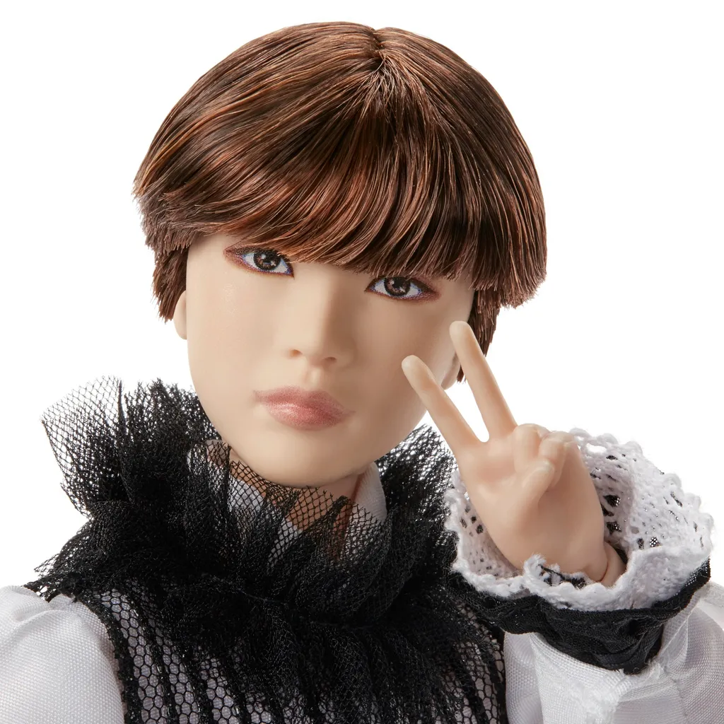 MATTEL BTS Prestige Fashion Puppe Suga