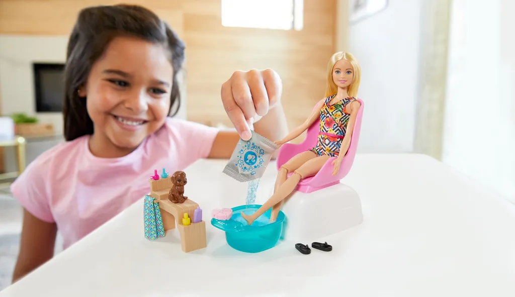 Barbie Mani-Pedi Puppe (blond) Spielset, Anziehpuppe, Nagelstudio Mit Zubehör – Bild 7