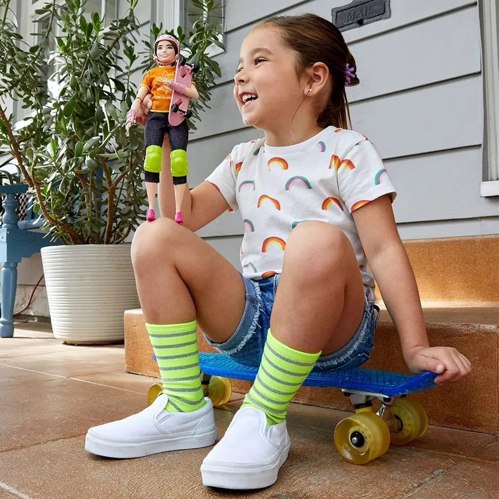 Barbie Berufe Sport Skateboarder Puppe, Geschenk Und Spielzeug Ab 3 Jahren – Bild 17