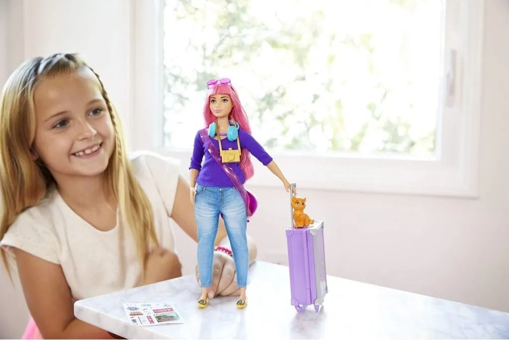 Barbie Travel Puppe (pink) Und Zubehör – Bild 9